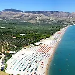 Apulia 3*