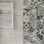 Apulia Alojamento de Acomodação e Pequeno-almoço 3*