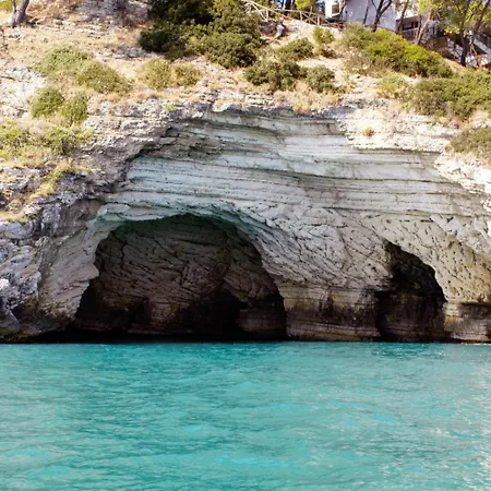 Apulia Oda ve Kahvaltı